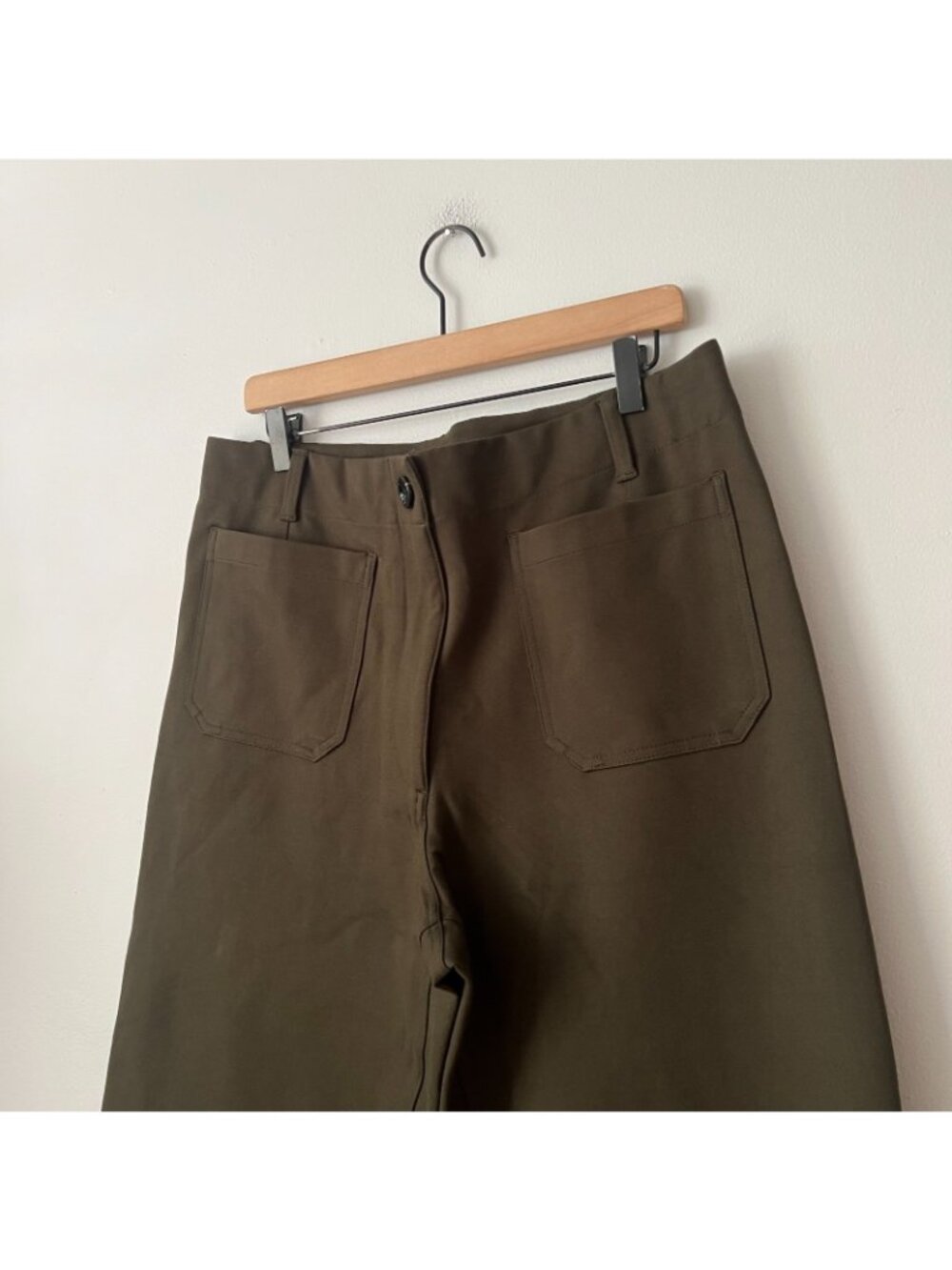 Quince Ultra Stretch Ponte Cropped Wide Leg Pants Olive Green Women's Size 16 - Picture 3 of 10